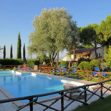 In With Vineyards Olive Groves Сasa de vacaciones *