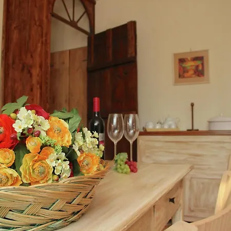 Сasa de vacaciones In With Vineyards Olive Groves *