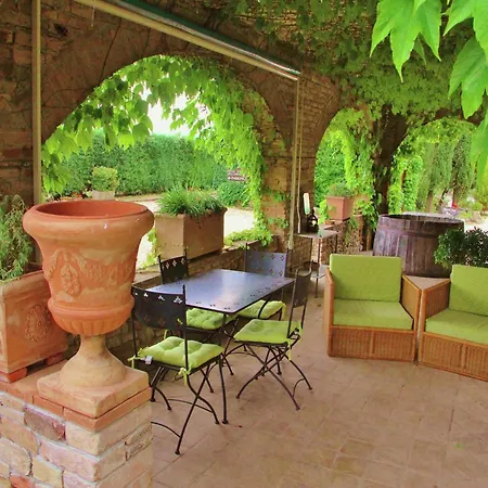 Сasa de vacaciones In With Vineyards Olive Groves