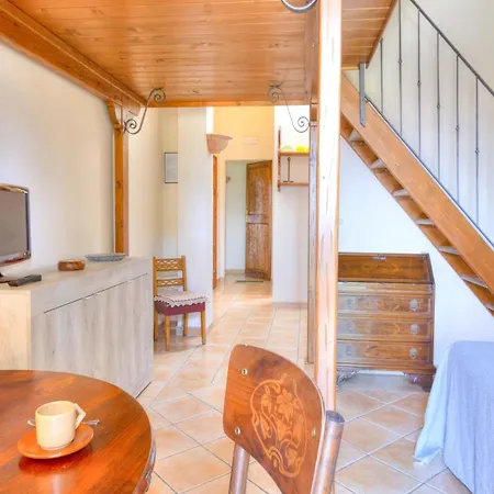 In With Vineyards Olive Groves Hébergement de vacances *