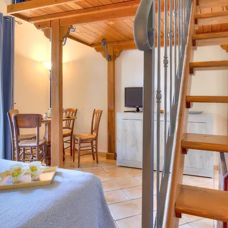 Hébergement de vacances In With Vineyards Olive Groves *