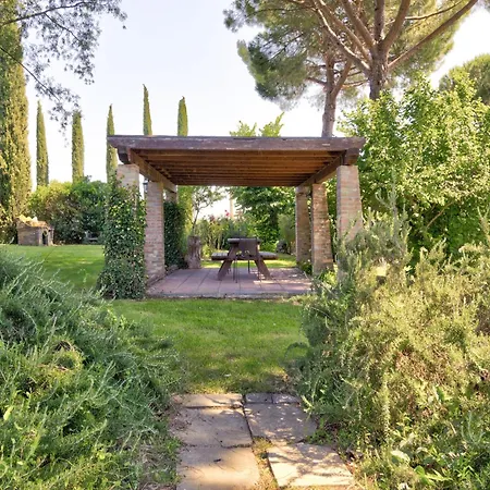 In With Vineyards Olive Groves Holiday home *
