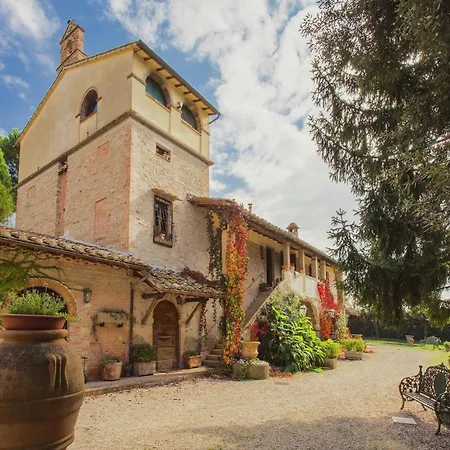 Сasa de vacaciones In With Vineyards Olive Groves *